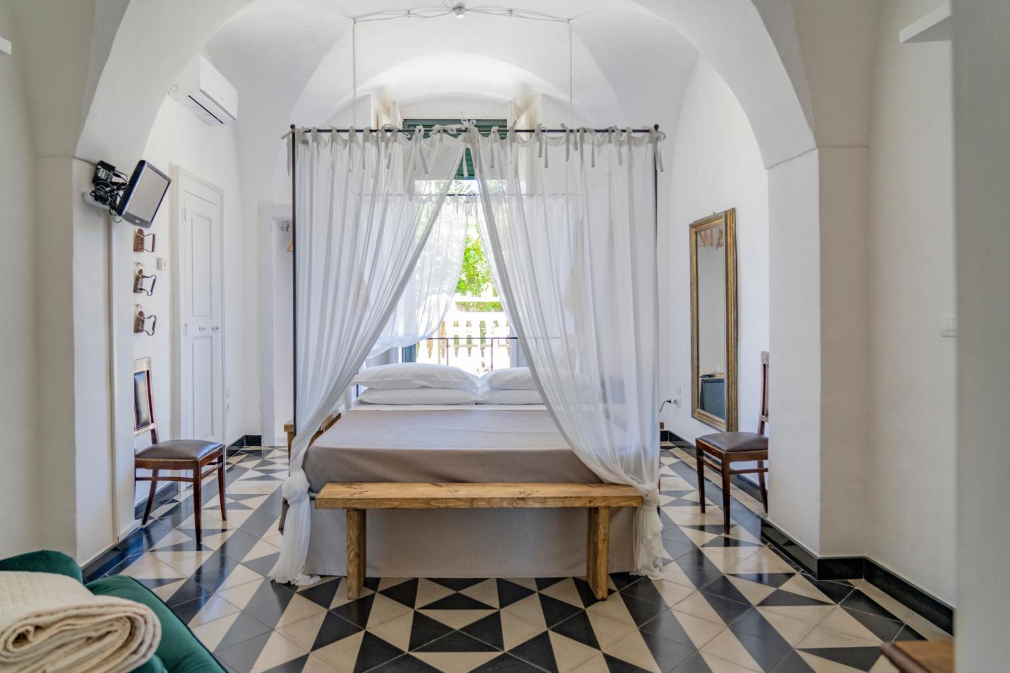Masseria Montepaolo Dimora Di Charme Κονβερσάνο Εξωτερικό φωτογραφία
